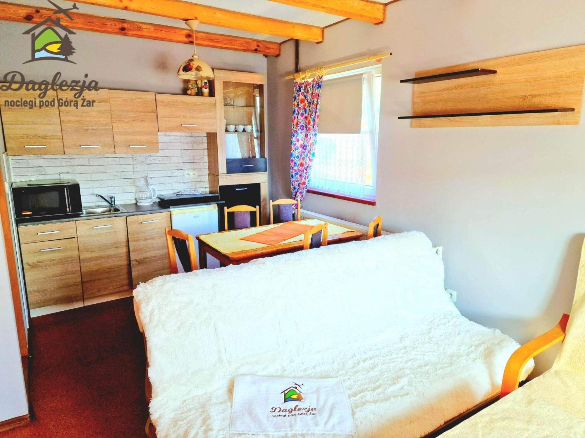 Noclegi Daglezja Pod Gora Zar Miedzybrodzie Zywieckie Room photo